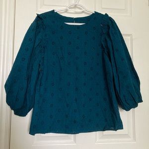 NWT Universal Thread balloon sleeve top